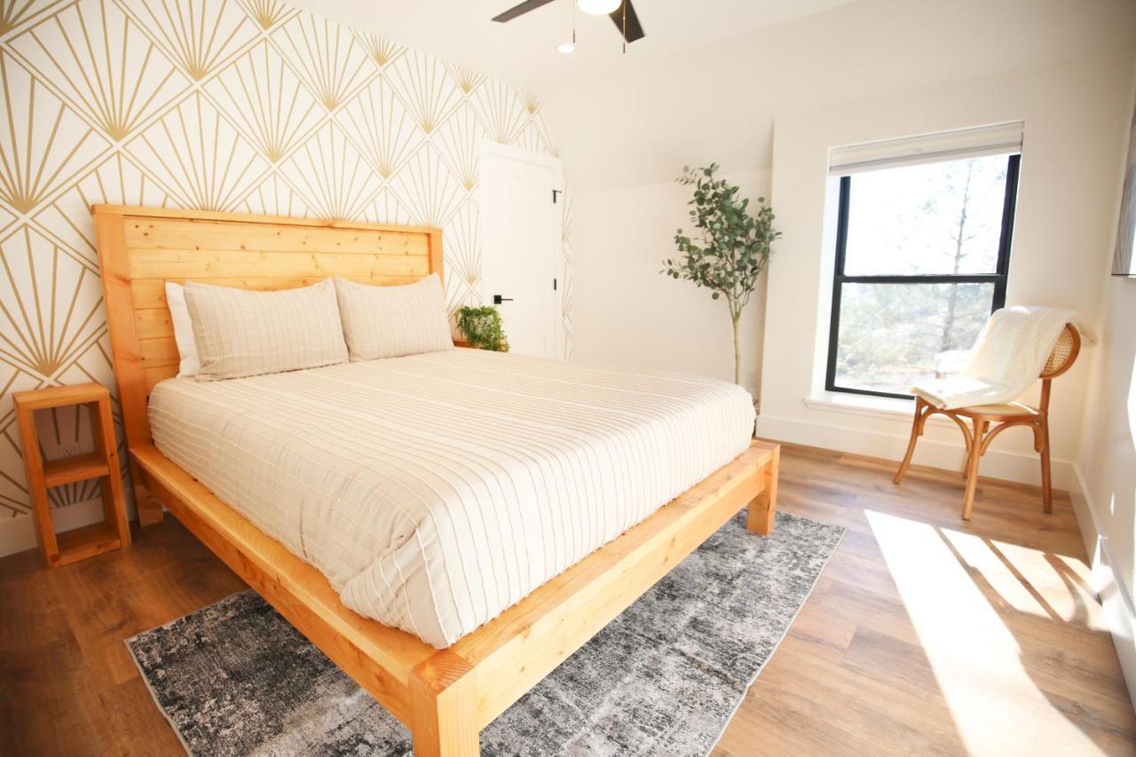 High End A-Frame - Hot Tub - Awesome Views - Yosemite - Electric Vehicle Friendly - Sleeps 10 Villa Оукхърст Екстериор снимка