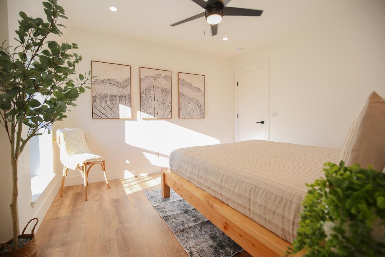 High End A-Frame - Hot Tub - Awesome Views - Yosemite - Electric Vehicle Friendly - Sleeps 10 Villa Оукхърст Екстериор снимка